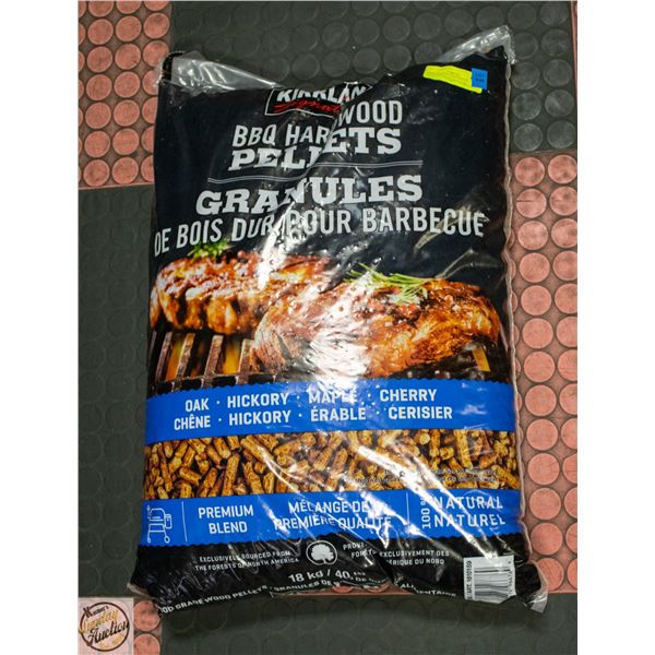 KIRKLAND BBQ HARDWOOD PELLETS - PREMIUM BLEND