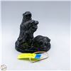Image 1 : VINTAGE CARVED POLAR BEAR