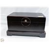 Image 1 : BLACK WOODEN TRINKET BOX