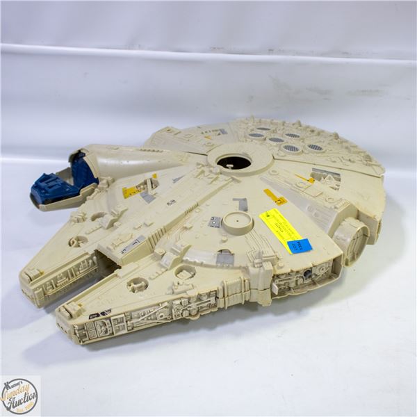 LARGE MILLENNIUM FALCON 21”X17” (ROOF LIFTS