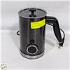 Image 1 : PADERNO VARIABLE TEMP ELECTRIC MILK FROTHER