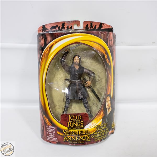 LORD OF THE RINGS ARAGORN HELMS DEEP FIGURE