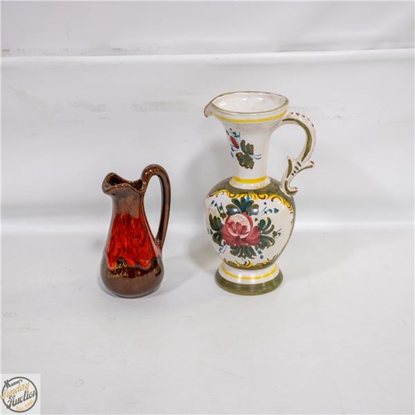 2 VASES