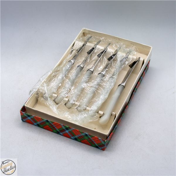 VINTAGE REGENT SHEFFIELD STAINLESS STEEL STEAK
