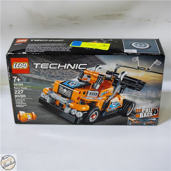 LEGO 42104 RACE TRUCK (RETIRED PRODUCT)