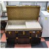 Image 1 : ANTIQUE STEAMER TRUNK NAVY BLUE METAL MODEL WITH