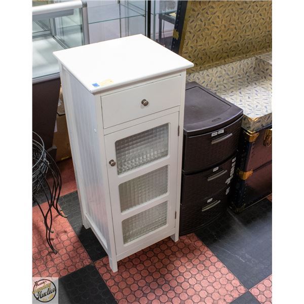 BATHROOM STORAGE UNIT WITH ACCESSORIES