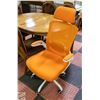 Image 1 : OFFICE/GAMING CHAIR