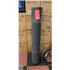 Image 1 : 45" X 72" GREY MAT WITH FACTORY EDGING