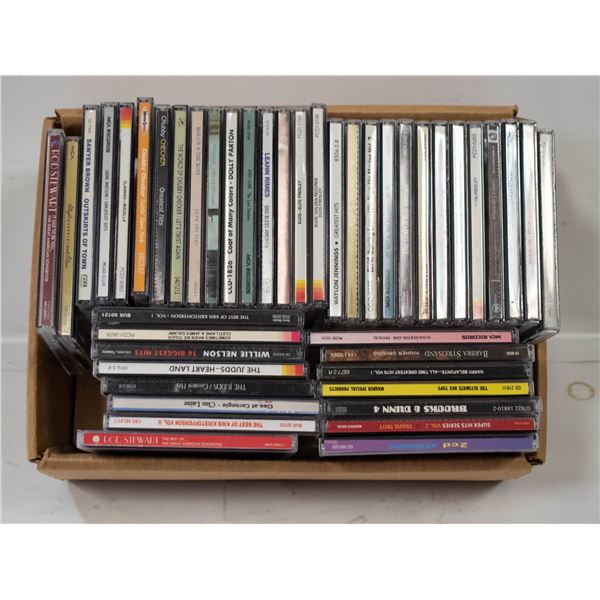 BOX OF VARIOUS CDS
