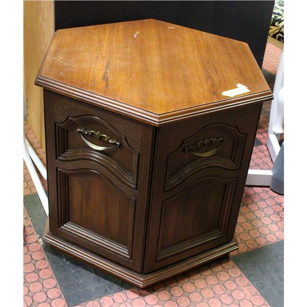 OCTAGONAL SIDE TABLE WITH INNER STORAGE H-21.5"