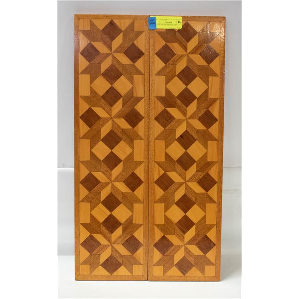 2 WOOD DECOR MOSAIC ART