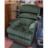 Image 1 : GREEN LAZYBOY RECLINER