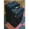 Image 1 : LOT OF 4 BLACK SUIT CASES
