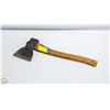 Image 1 : TRUE TEMPER LION BROAD HATCHET