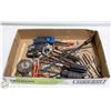Image 1 : FLAT OF HEY KEYS AND OTHER BITS