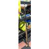 Image 1 : 5FT STEEL CROWBAR WITH HEAVY SLEDGE HAMMER