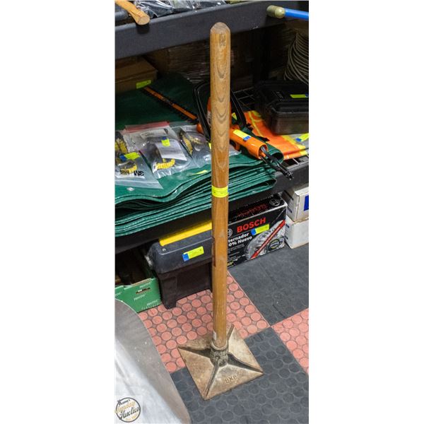 GARANT GRIZZLY HAND TAMPER