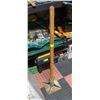 Image 1 : GARANT GRIZZLY HAND TAMPER