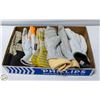 Image 1 : FLAT OF VARIOUS ONCE USED GLOVES
