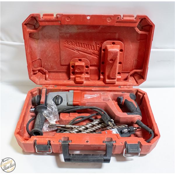 MILWAUKEE ELECTRIC ROTARY HAMMER W/BITS