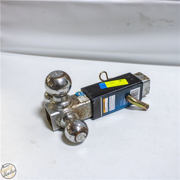 TRIPLE BALL HITCH