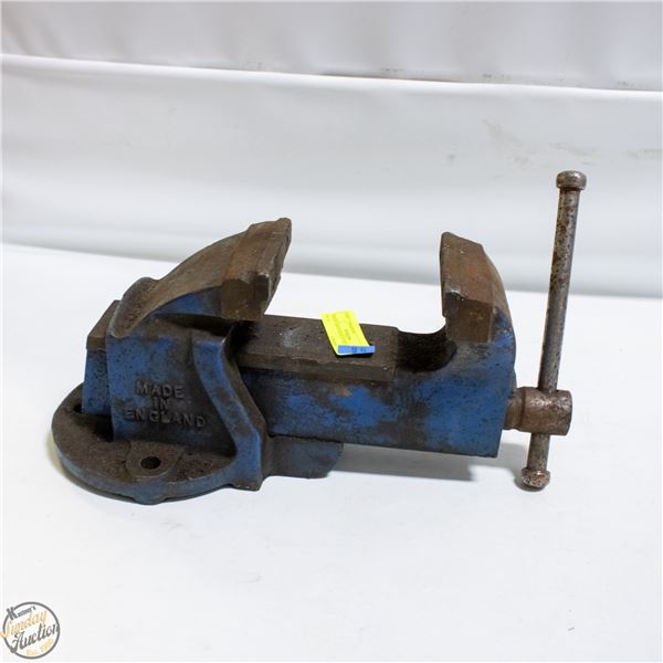 IRWIN 4 INCH BENCH VISE (RECORD NO 3)