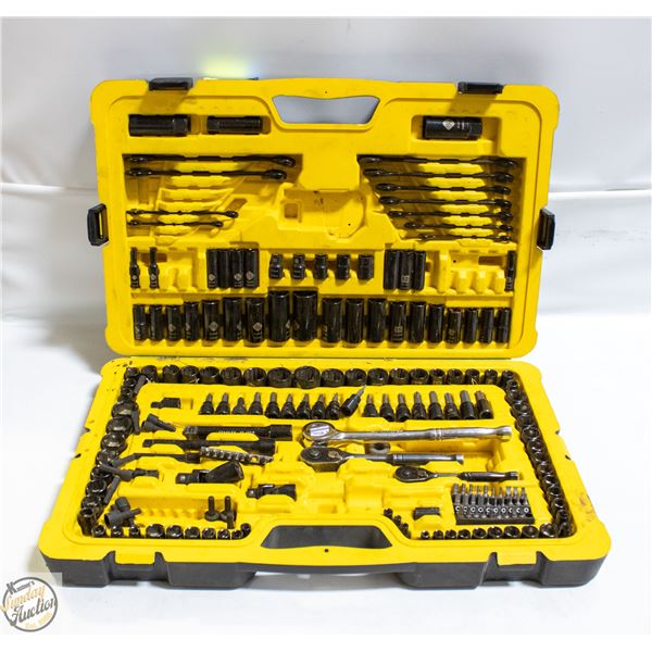 STANLEY SOCKET SET (MISSING A FEW PCS)