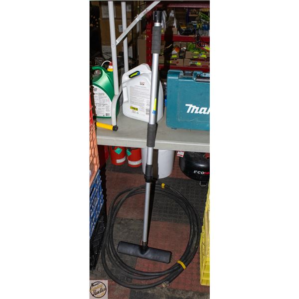FLOOR WASHING PUSH BROOM WITH HOSE