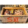 Image 1 : CRATE OF STRAPS