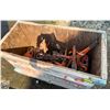 Image 1 : CRATE OF COME ALONGS