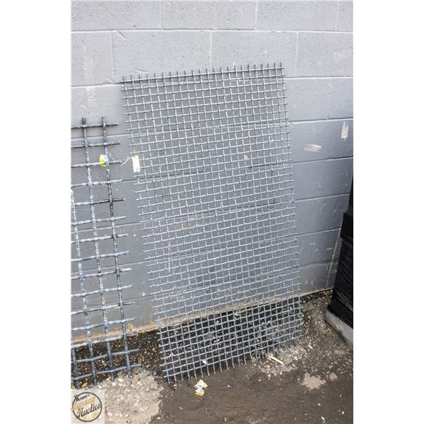 54" X 28" HIGH CARBON STEEL SCREEN