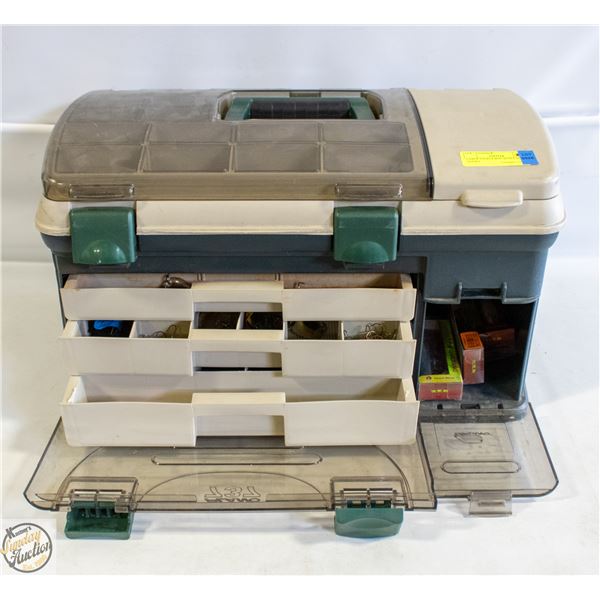 TACKLE BOX WITH BUNDLE OF HOOKS
