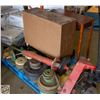 Image 1 : PALLET WITH VINTAGE WEIGHTS, CABINET + MORE