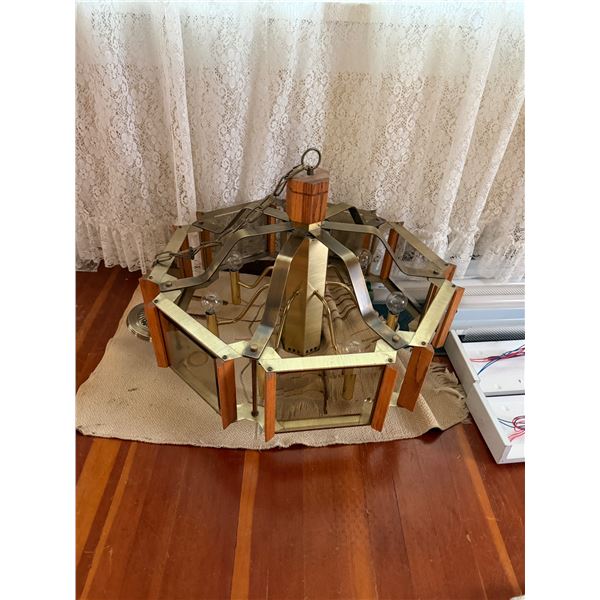 Hanging light fixture
