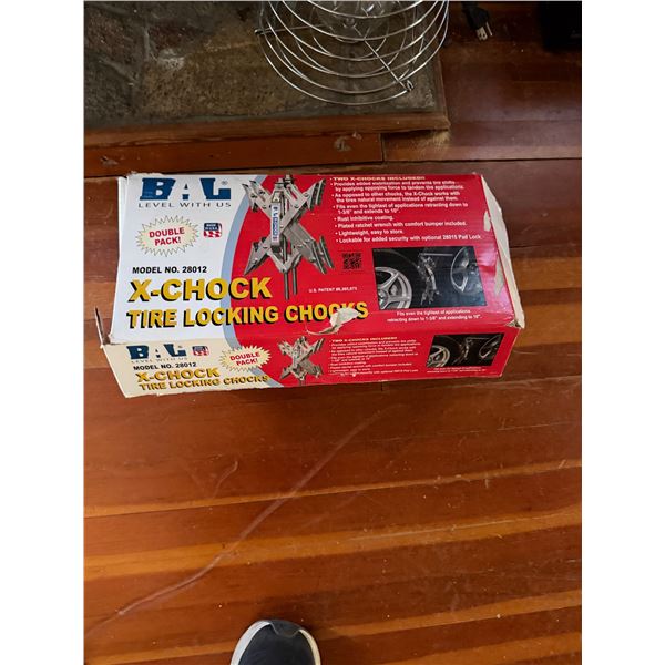 C-Choi tire locking trucks