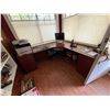 Image 1 : Office desk comes in three pieces