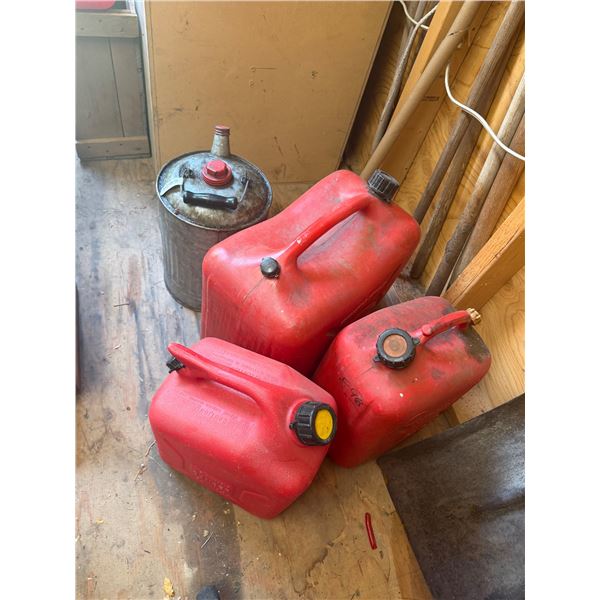 Fuel container containers