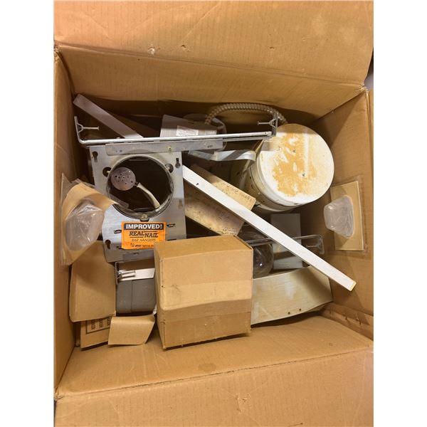 Assorted electrical items