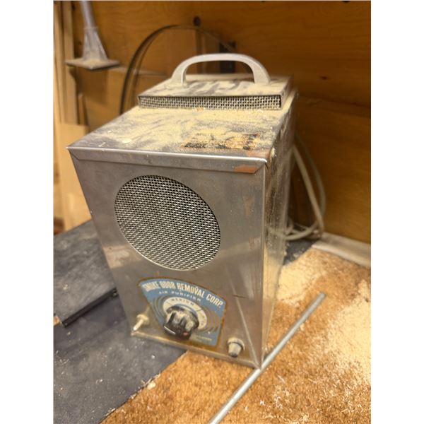 Smoke odor remover, air purifier