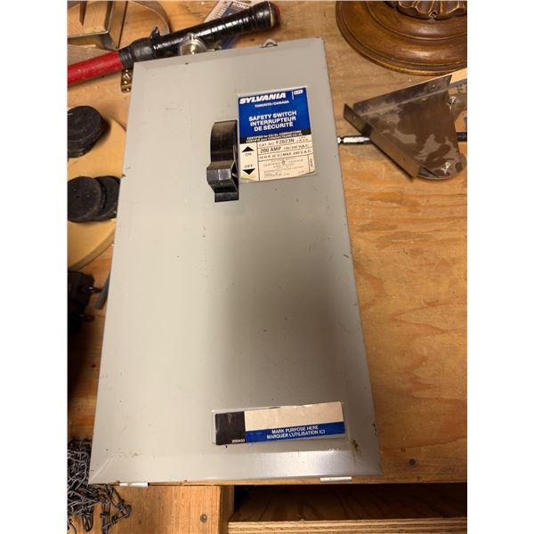 Sylvania safety switch