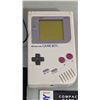 Image 2 : Nintendo Game Boy Compact Video Game System w/ Rechargeable Battery Pack & Tetris Game