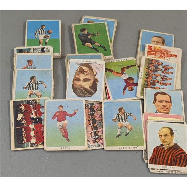 Lot of Assorted VTG Legette Football (Soccer) Cards
