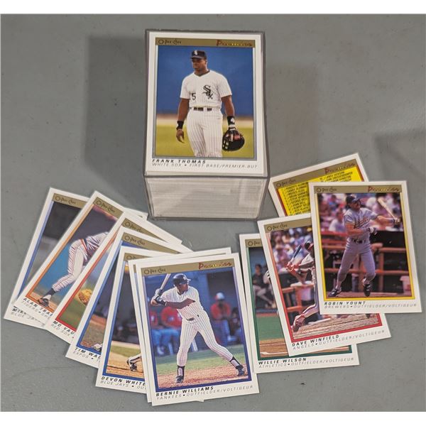Lot of Assorted O-Pee-Chee Baseball Cards