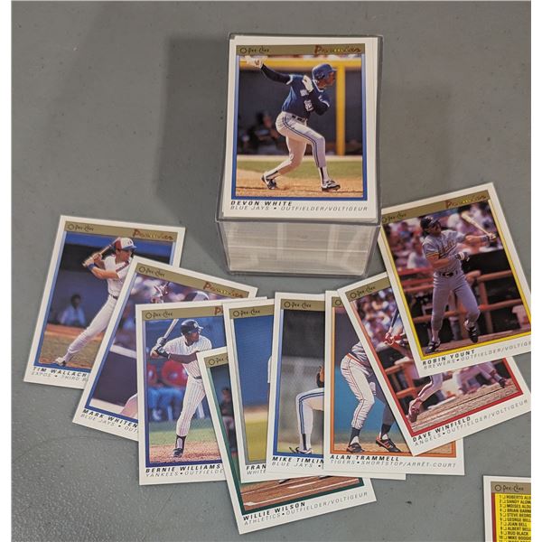 Lot of Assorted O-Pee-Chee Baseball Cards