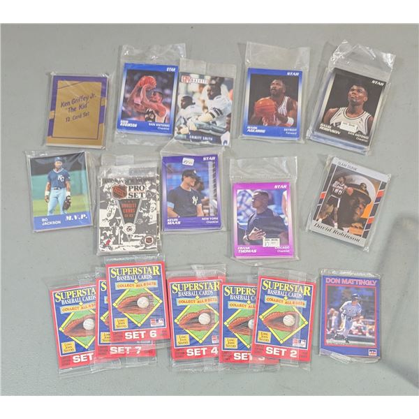 Lot of Assorted Sports Cards w/ Baseball, Basketball, & Hockey