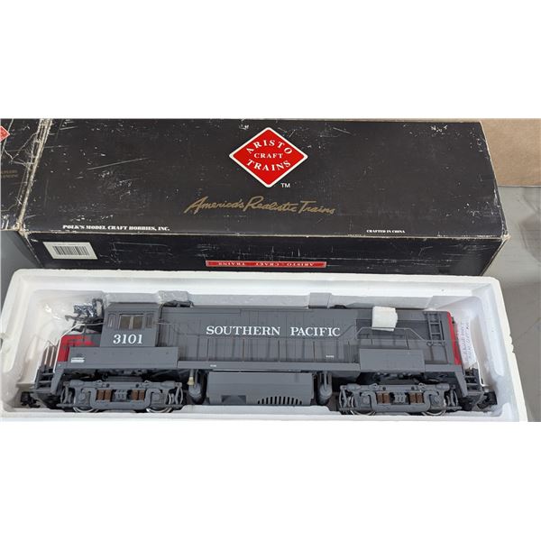 Aristo Craft Trains Southern Pacific Locomotive