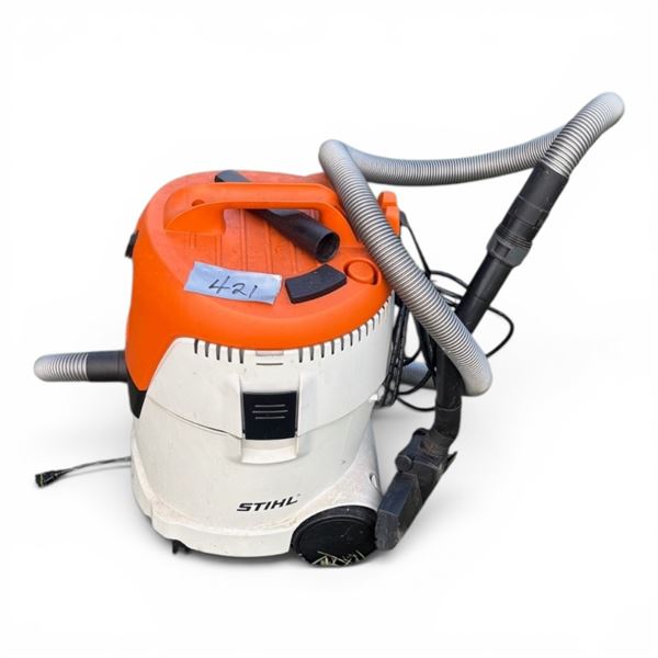 Stihl 19.7 Litre Shop Vacuum