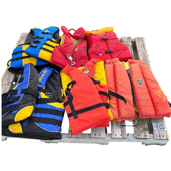 Pallet of 6 Life Jackets Size Small to Large