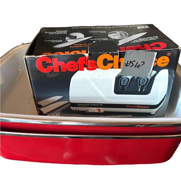 Chefs Choice Electric Knife Sharpener with Red Turkey Roaster